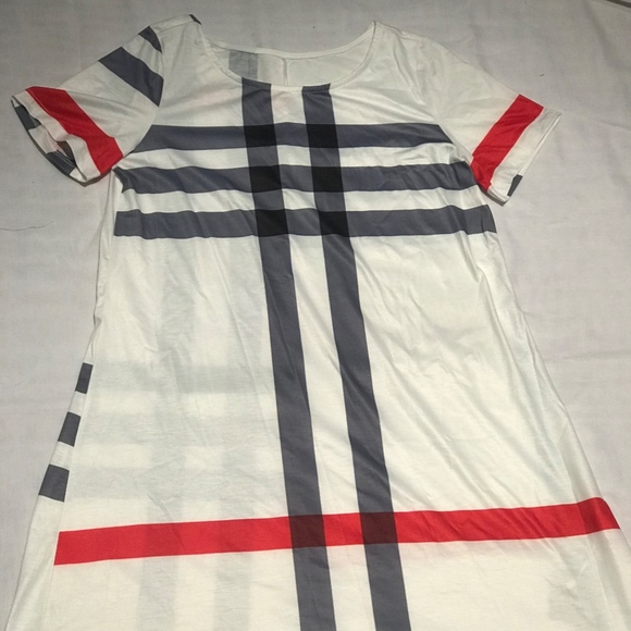 woman’s dress 👗 - Picture 2 of 2